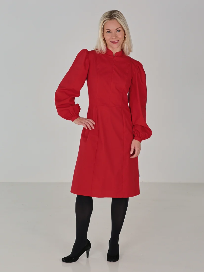 Karin röd klänning - Bild 5