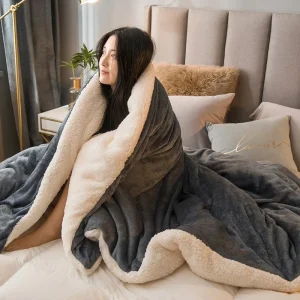 Wool Throw Blanket for Winter Warmth - Double-Sided Queen Duvet Cover & Camping Bedspread